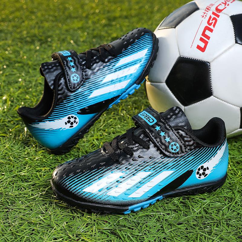 

Детские футбольные бутсы для мальчиков и девочек, низкие, кожаная поверхность, шиповки, кроссовки для игры на искусственной траве, тренировочные кроссовки 38