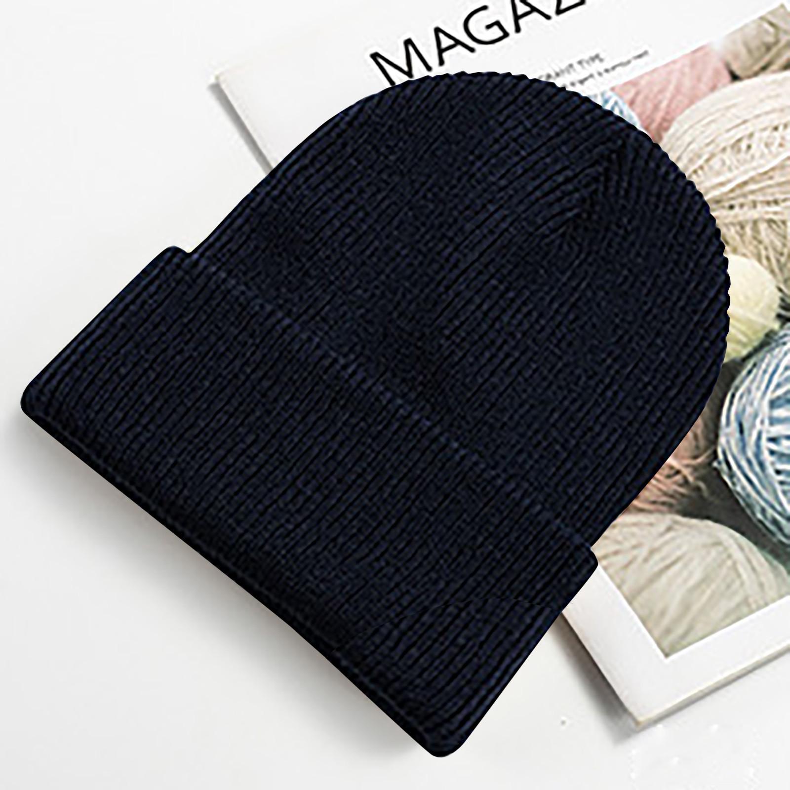 

Мужская и женская осенне-зимняя ветрозащитная и теплая однотонная вязаная шапка в студенческом стиле с вышивкой тёмно-синий