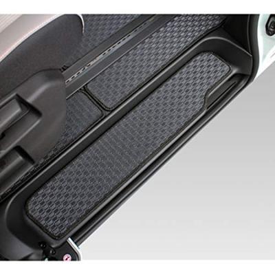 Acessórios para interiores – Tapetes para interior e porta-bagagens auto