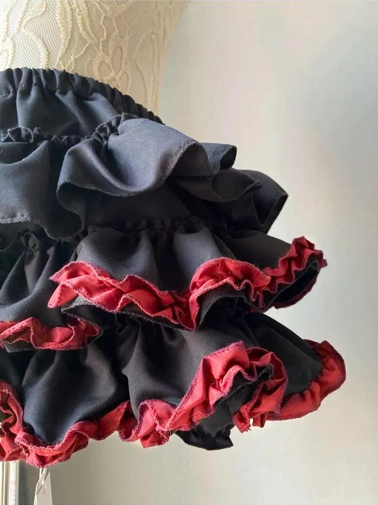 Women's Mini Pleated Skirt with Shorts Y2K Punk Gothic Style Cake Skirt Black Elastic Waist Summer Clothing Streetwear