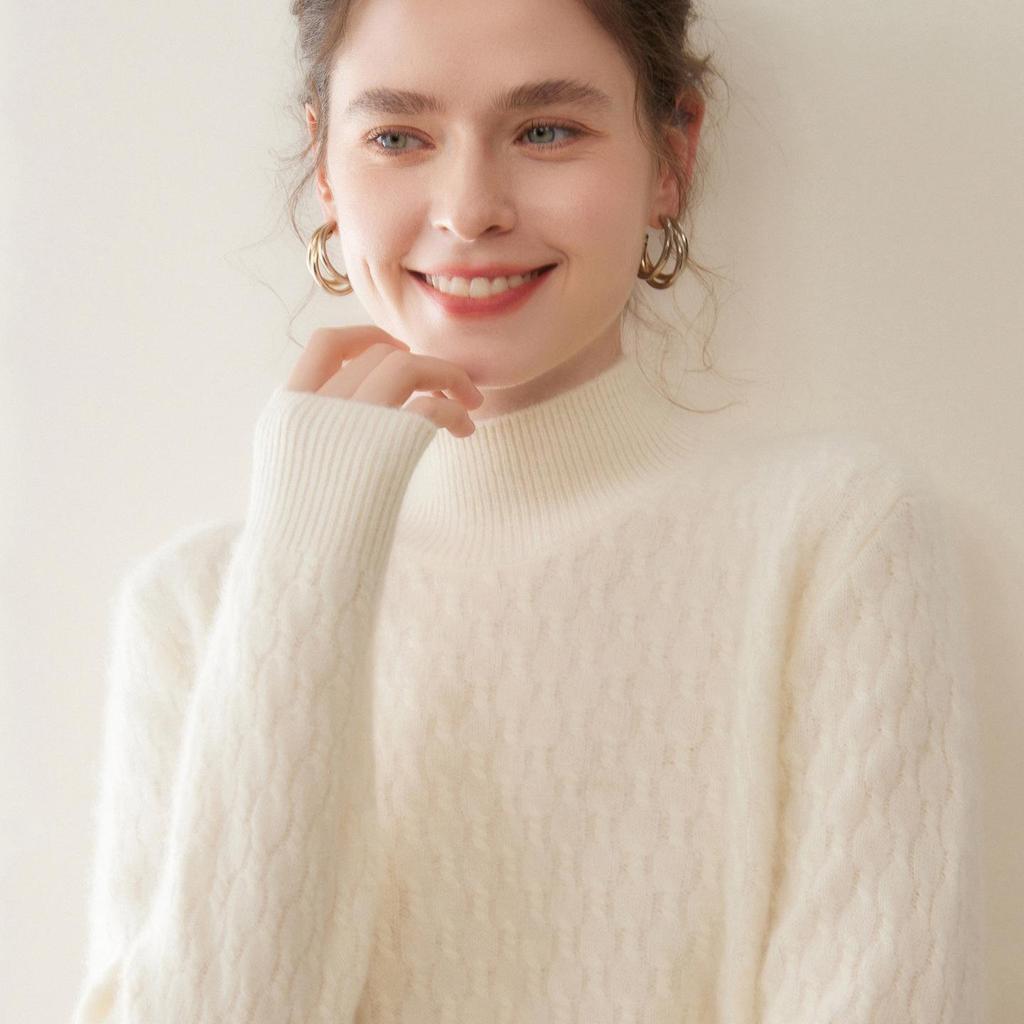 Women's Retro Cable Knit Cashmere Sweater: Autumn/Winter Half-High Collar, Thick, Loose Base Layer.