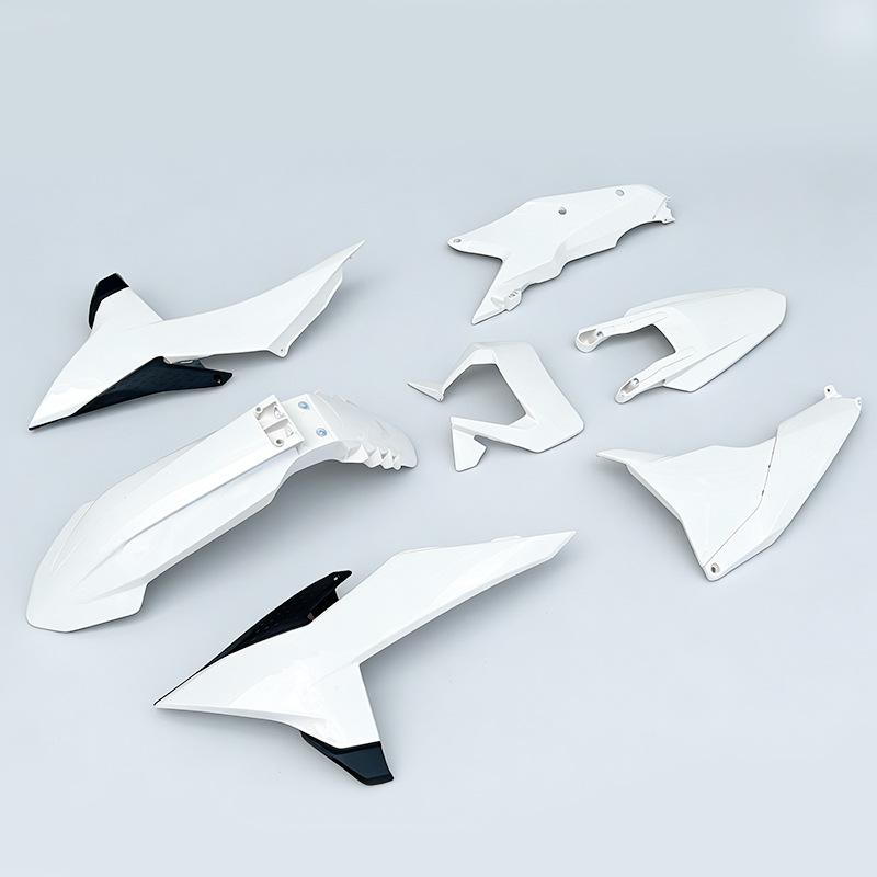 Fits 26 KTM/EXC/SXF/XCF Models: Full Fairings, Fenders, Fuel Tank and Side Covers, Light Covers, License Plates.