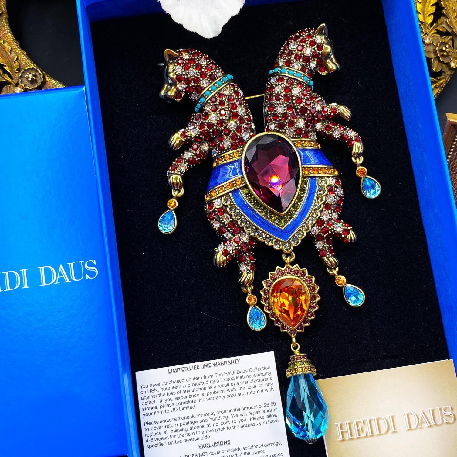 

Жіночі Чоловічі Мода Класична Повністю Кришталева Важка Промисловість Брошка Шпилька Середній Дизайн Стрази Класичні Палацові Значки Ювелірні Вироби