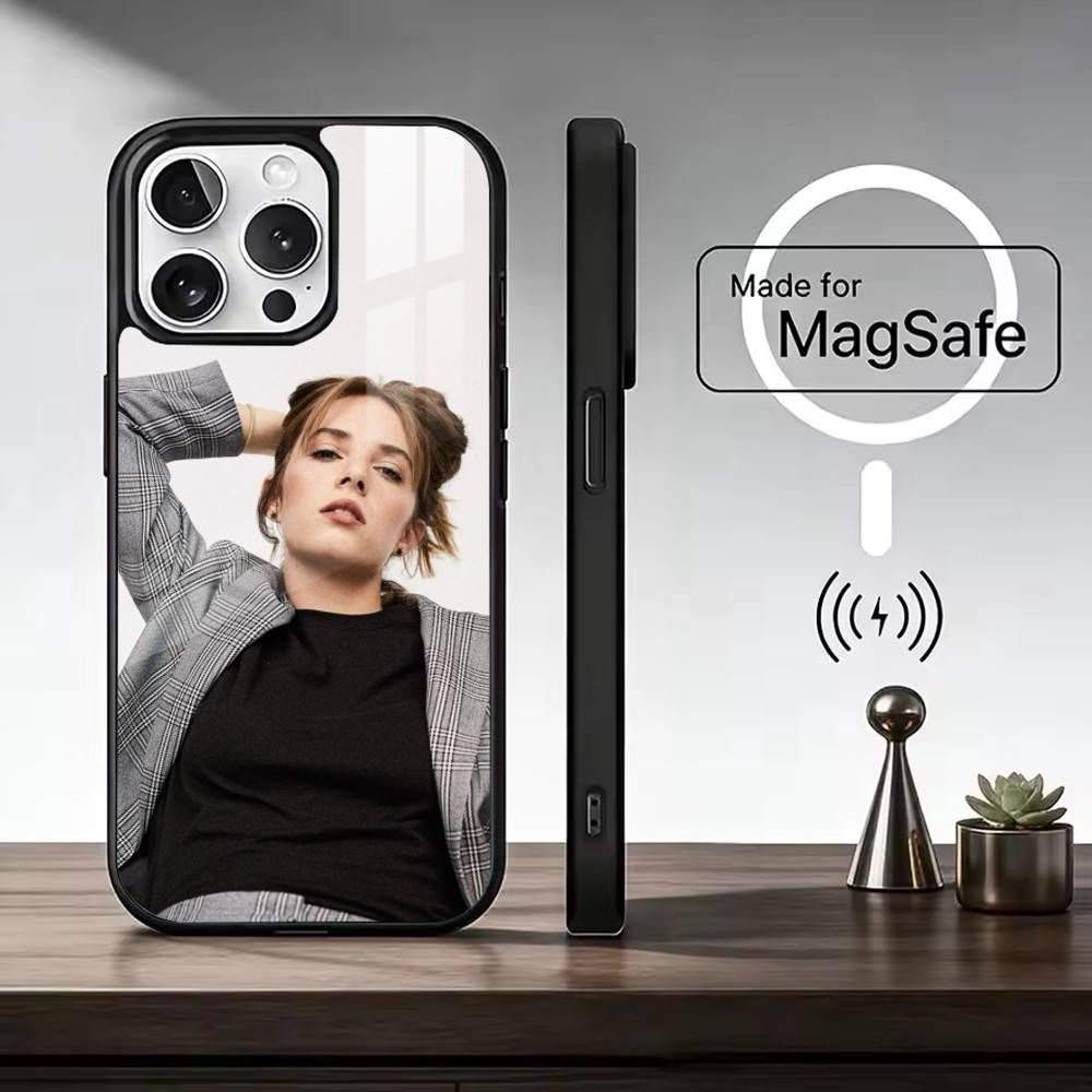 a-American M-Maya Hawke Phone Case For iPhone17,16,15,14,13,12,11 Plus,Pro Max Magnetic For Magsafe Wireless Charging iPhone13PROMAX