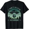 Retro Green Alien Head & Ufo - I Dont`t Believe In Humans T-Shirt