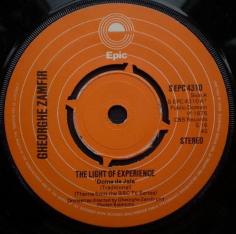 

7inch Record GHEORGHE ZAMFIR The Light Of Experience Doina De J SEPC4310 Epic 1976 UK Jazz Used