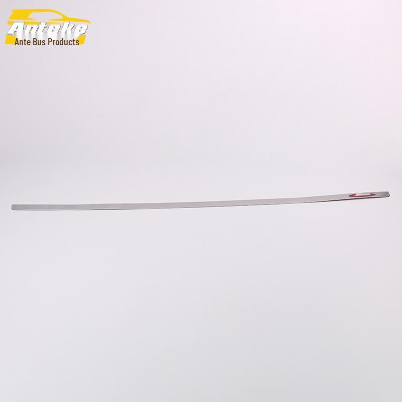 

19 Отделка задней двери Santa Fe: Яркая полоса на заднюю дверь багажника и защита бампера, накладка против царапин