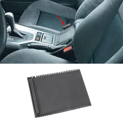 Držáky a stojany – Držáky na nápoje do auta