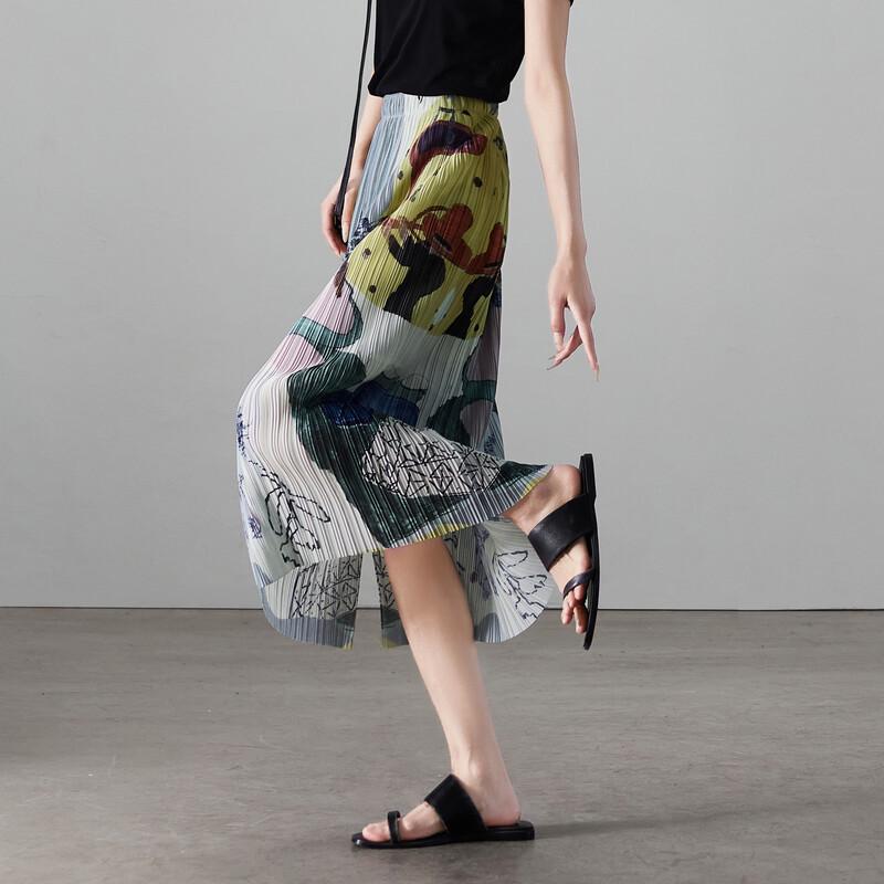SOFSIL Women's A-Line Artistic Print Pleated Midi Skirt