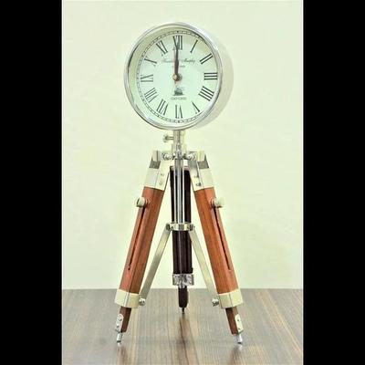 Nautische Kunst, handgefertigt, Designer-Uhr mit Chrom-Finish, stilvoll, mit verstellbarem braunem Holzstativ, Heimdekoration