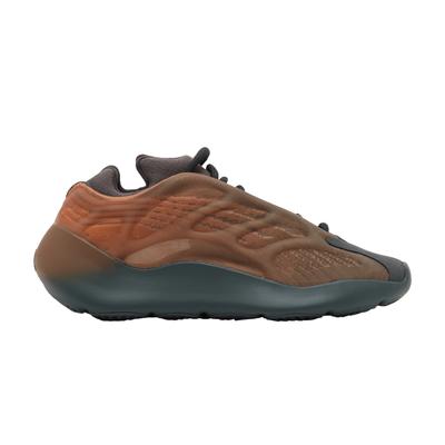 Yeezy 700 V3 Copper Fade