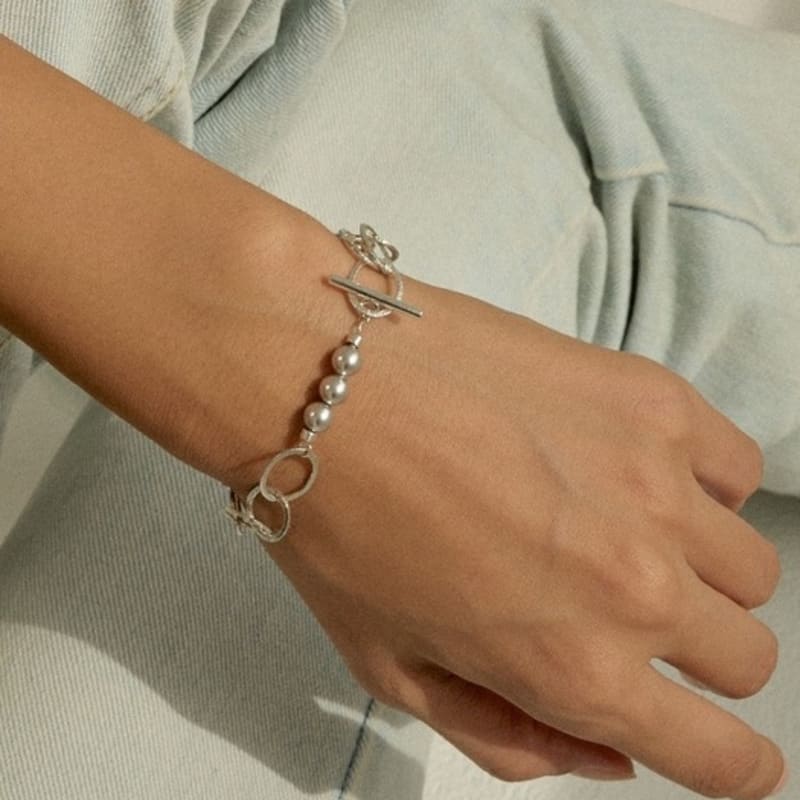 Beroe [silver925] Toggle bar pearl bracelet (2color)