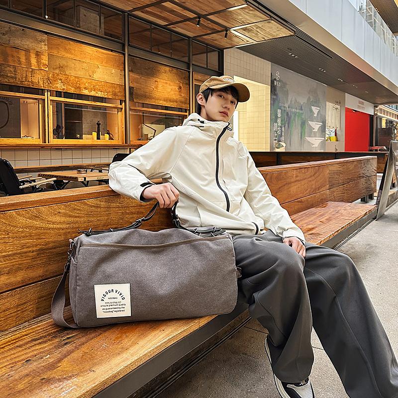 Travel Bag Men's Large Capacity Duffel Bag Travel Sports Fitness Handbag