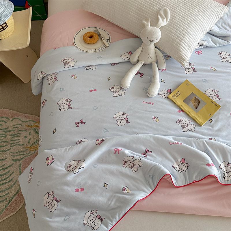 

Cartoon Milk Knit Cotton Baby Quilt – Cooling Summer Blanket for Infants 110x150cm Child (~1.6 lbs)