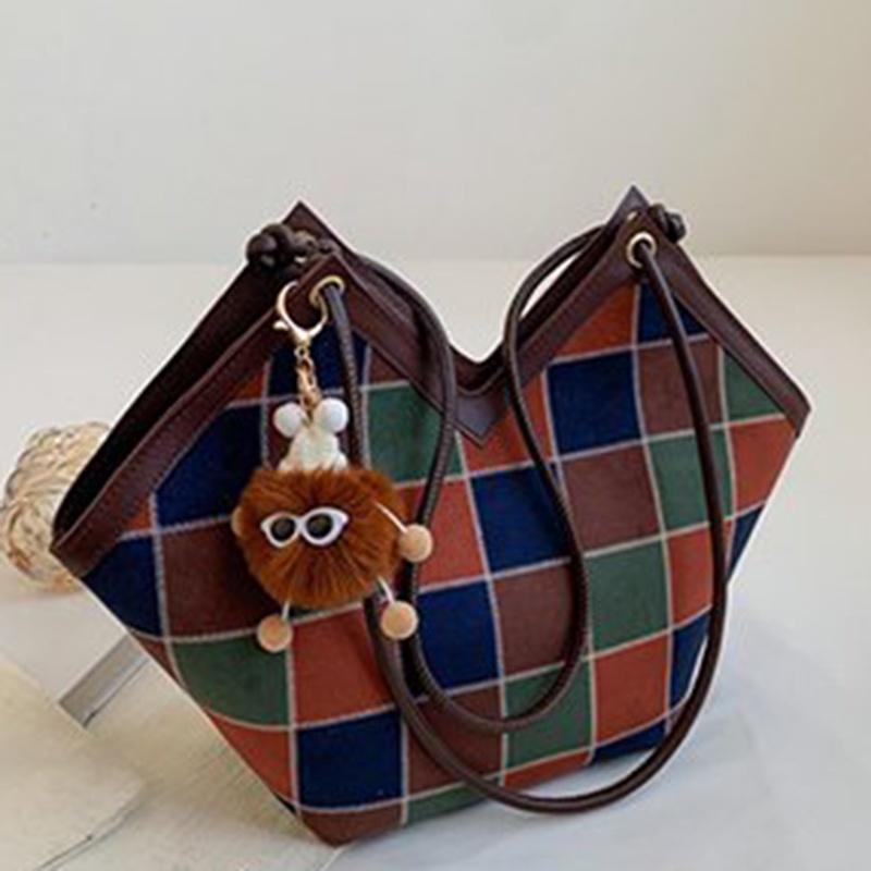 IELGY Универсальная модная матовая сумка через плечо большой емкости для женщин коричневый — фото 10