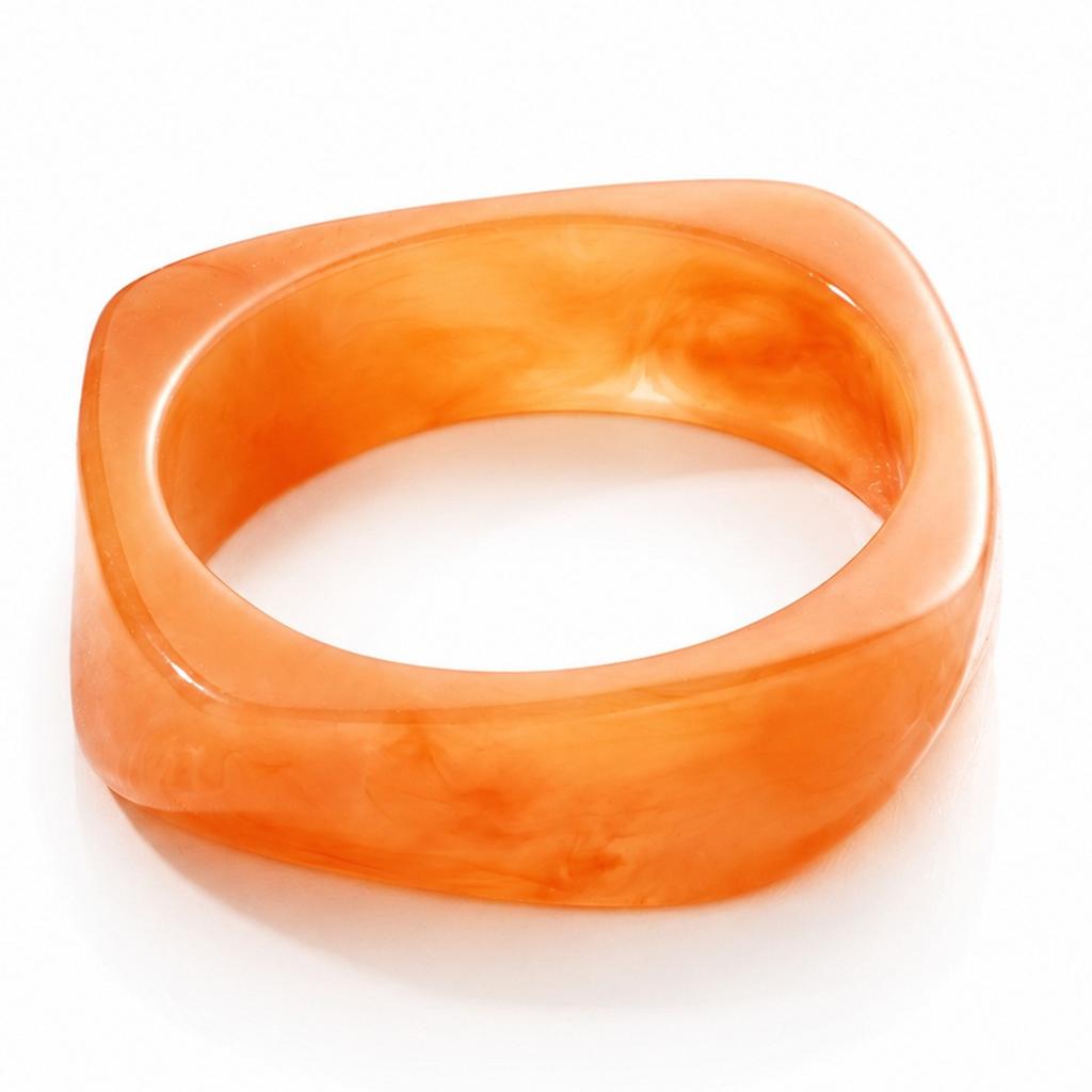 New Irregular Simi Resin Bracelet Distinctive Fashion Seiko Polished Polished Wide Face Bracelet