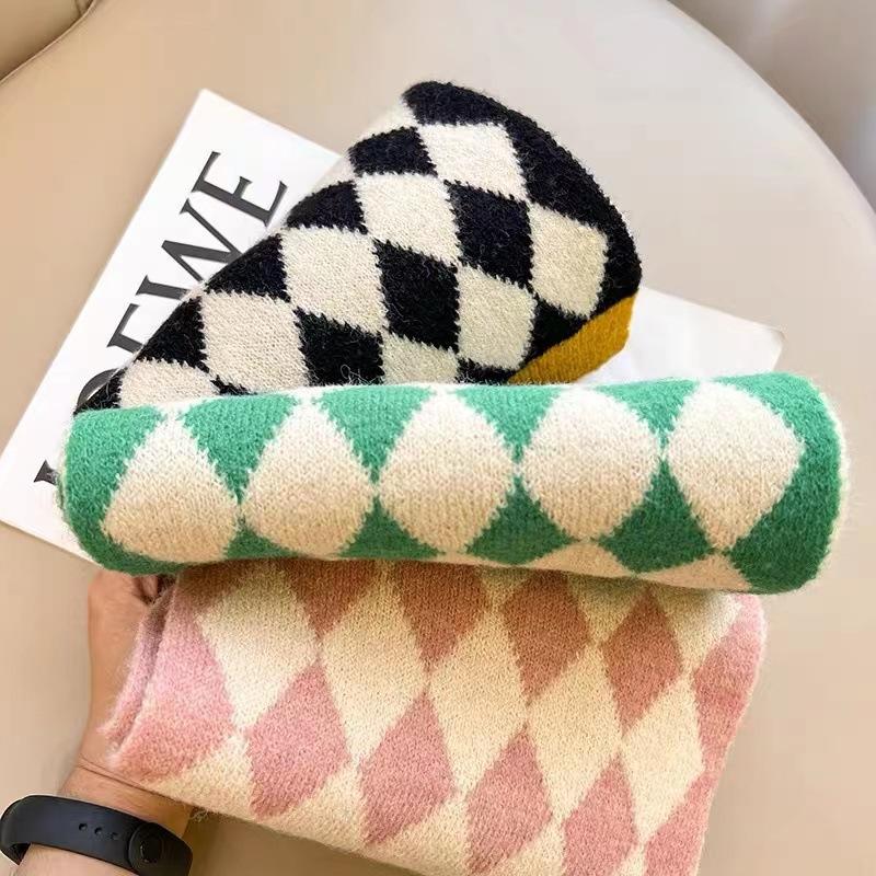 Winter Warm Kids Scarf Cartoon Unicorn Dinosaur Design Soft Cotton Neck Wrap Cozy Thermal Scarf For Children School Outdoor