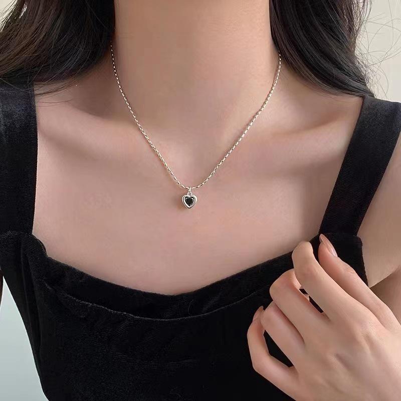 2023 New Light Luxury Women's 925 Sterling Silver Heart Necklace with Clavicle Chain