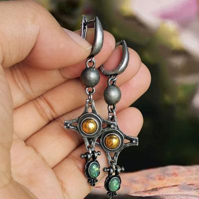 Orecchini di perline d'oro creativi europei e americani, vendita calda da donna, orecchini di opale intarsiati in argento vintage