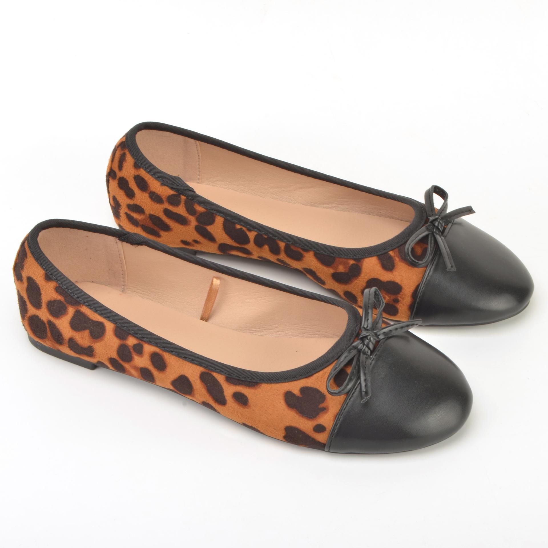 

Летне-осенние женские туфли с леопардовым принтом 2025 новые повседневные одинарные туфли с мелким вырезом женские балетки 36 цветной печати леопарда