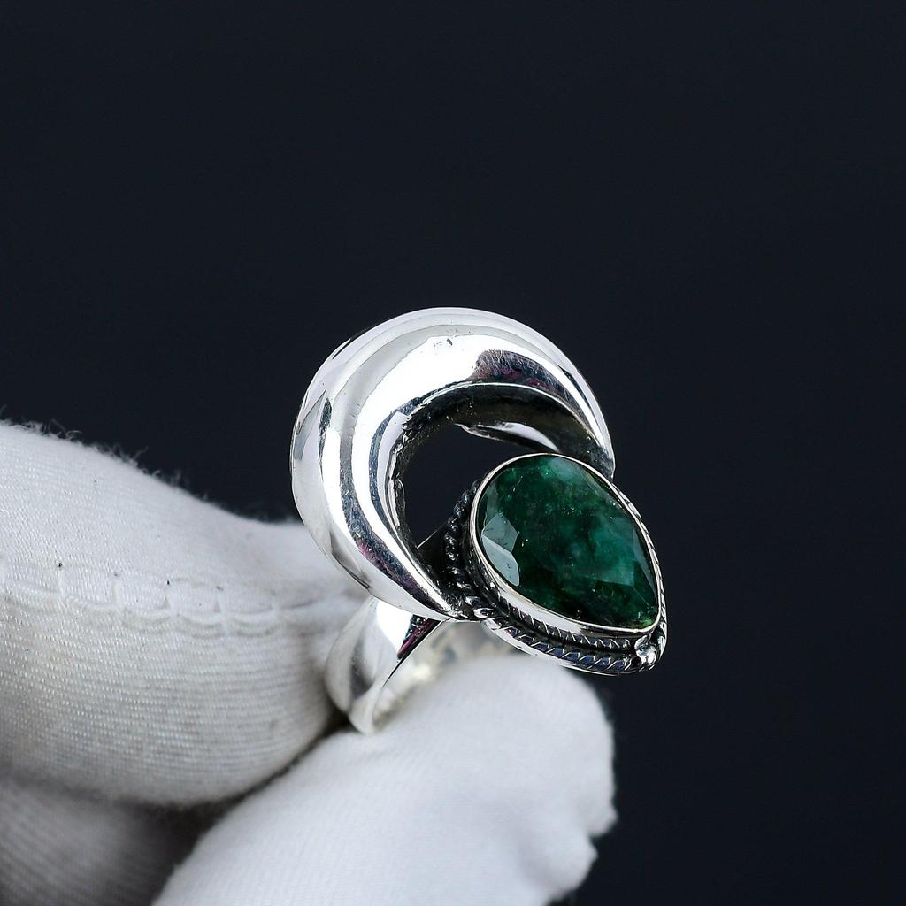 Emerald May Birthstone Adjustable 925 Sterling Silver Ring - Fits US Sizes 6 to 10 - Handmade Boho Jewelry for Women & Men, Valentine Gifts