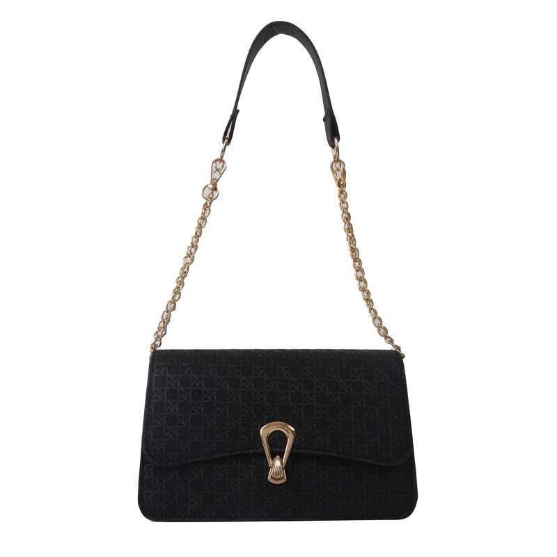 Fashionable Simple Shoulder Bag For Women Perfect For Casual Commuting Stylish Trendy Square Design