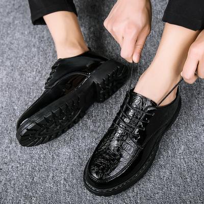 Tierdruck Runde Zehe Business Schwarz Mokassin Herren Freizeitschuh Weiche Dicke Sohle Kleiderschuhe Leder Herren Plateau Formell Brogue Pu