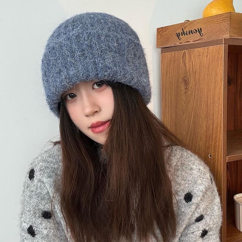 

Classic Knit Hat - Simple, Stylish, College-Inspired Winter Protection