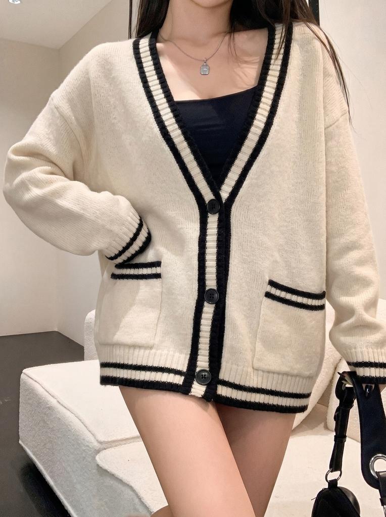 Contrasting color pocket knitted cardigan jacket women's high-end sense loose and lazy college style autumn and winter outer sweater