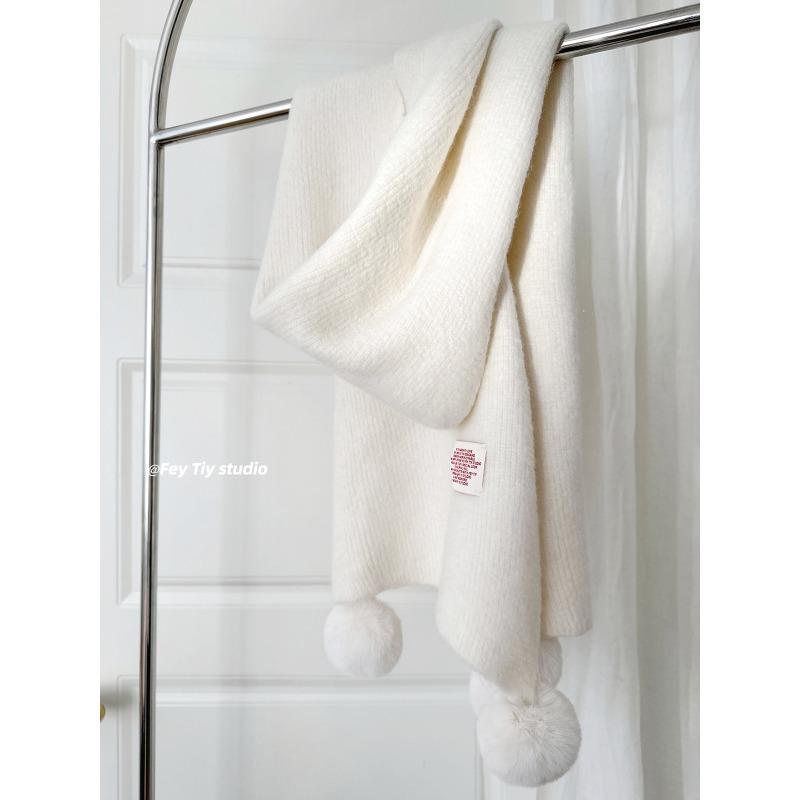 

Korean Style Imitation Cashmere Fur Ball Scarf for Women Winter Warm and Versatile Woolen Scarf Thickened Christmas Scarf with Atmosphere 170*35CM