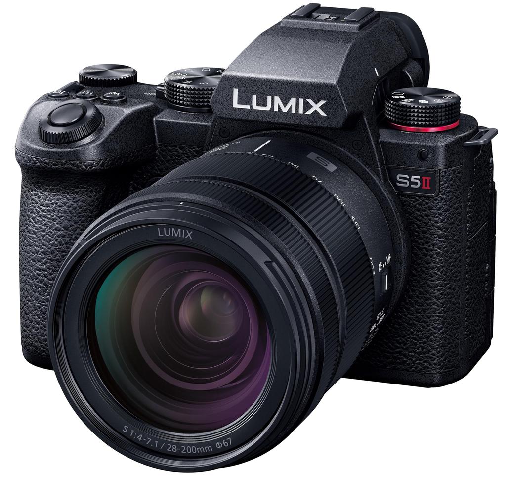 Panasonic Mirrorless for a Wide Range of from Telephoto to Macro Photography DC-S5M2H Full-Frame Camera, Black, Scenes,