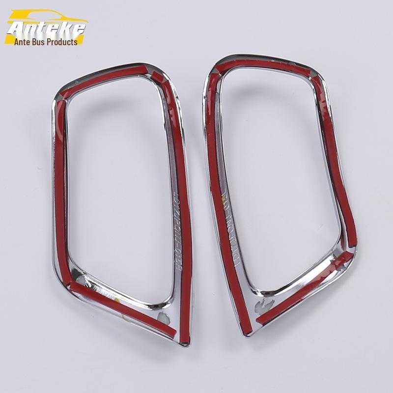 Rear Fog Light Decorative Trim for 17 Models of Grand Cherokee