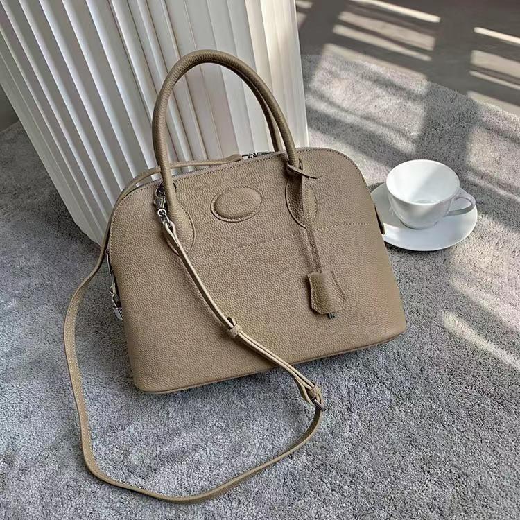 

Сумка-ракушка с узором личи, новая сумка, большая кожаная, большой емкости, с накладным верхним слоем, женская сумка для боулинга из коровьей кожи Large size 31cm серый