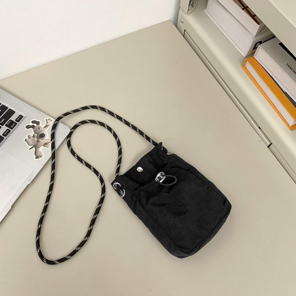 [fourfivesix Haru] Smartphone-Tasche, Mini-Umhängetasche für Damen, Klein, Leicht, Crossbody-Tasche, Mini-Pochette, Unisex, Lässig (Schwarz)