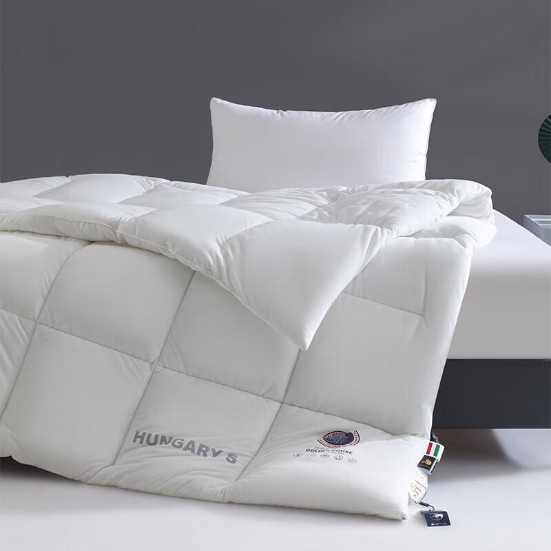 Southern Living Volcanic Fleece Anti-Gravity Quilt