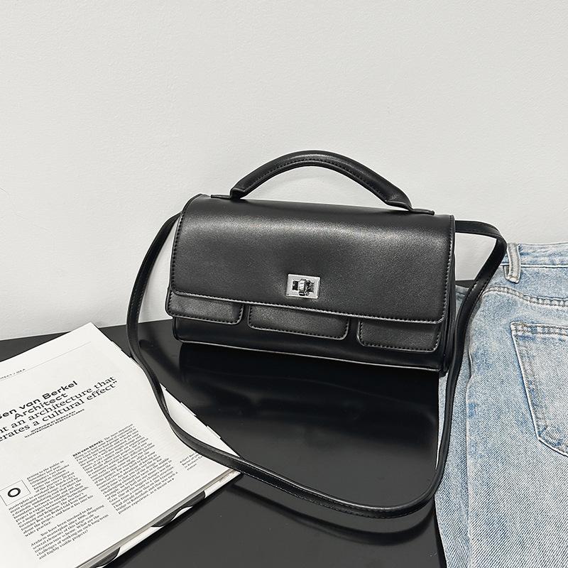 

Fashion Versatile Premium Texture Portable Commuter Small Square Bag Women s New Shoulder Crossbody Underarm Bag чорний