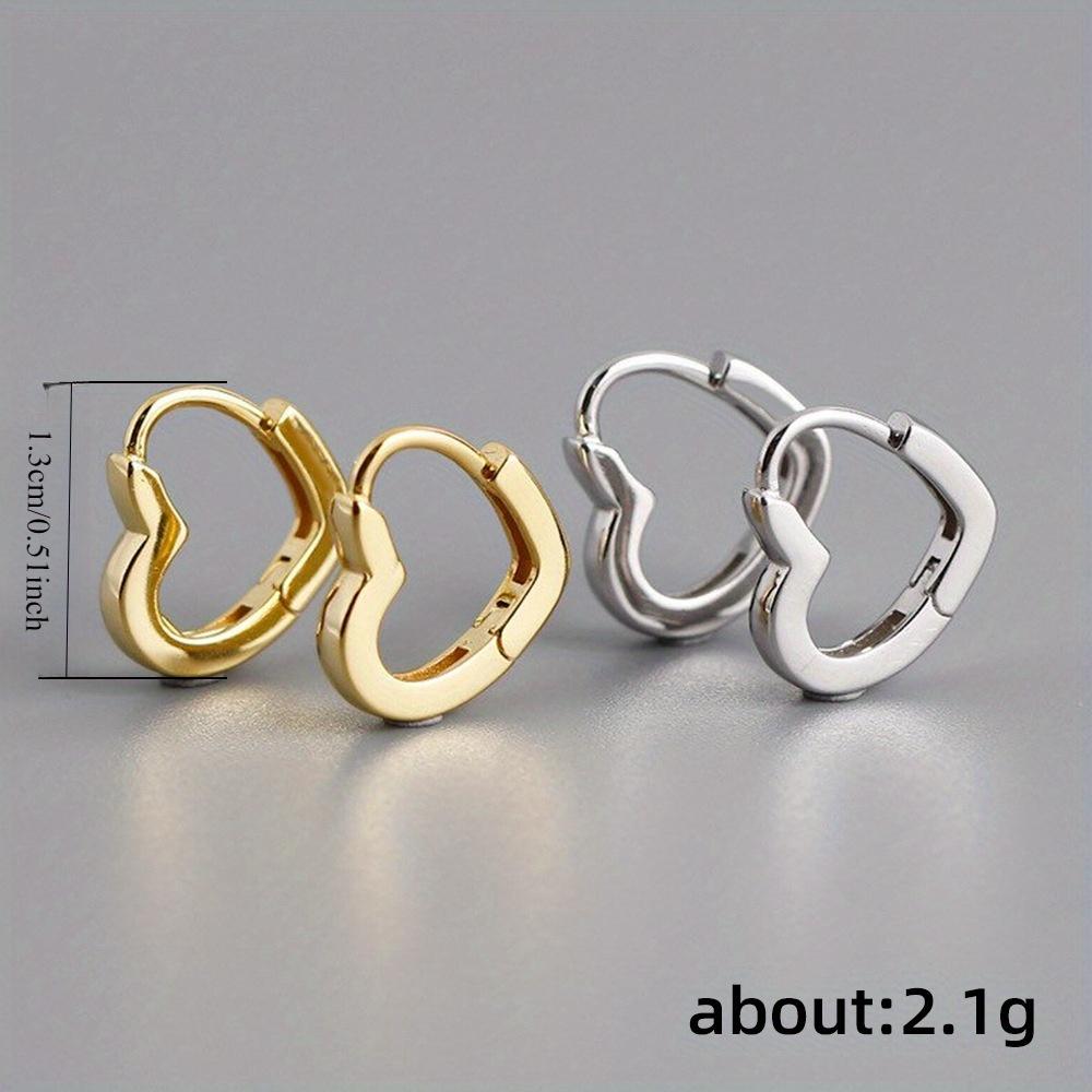 1 Pair of Heart-shaped Earrings, Light Luxury and Fashionable Heart-shaped Earrings