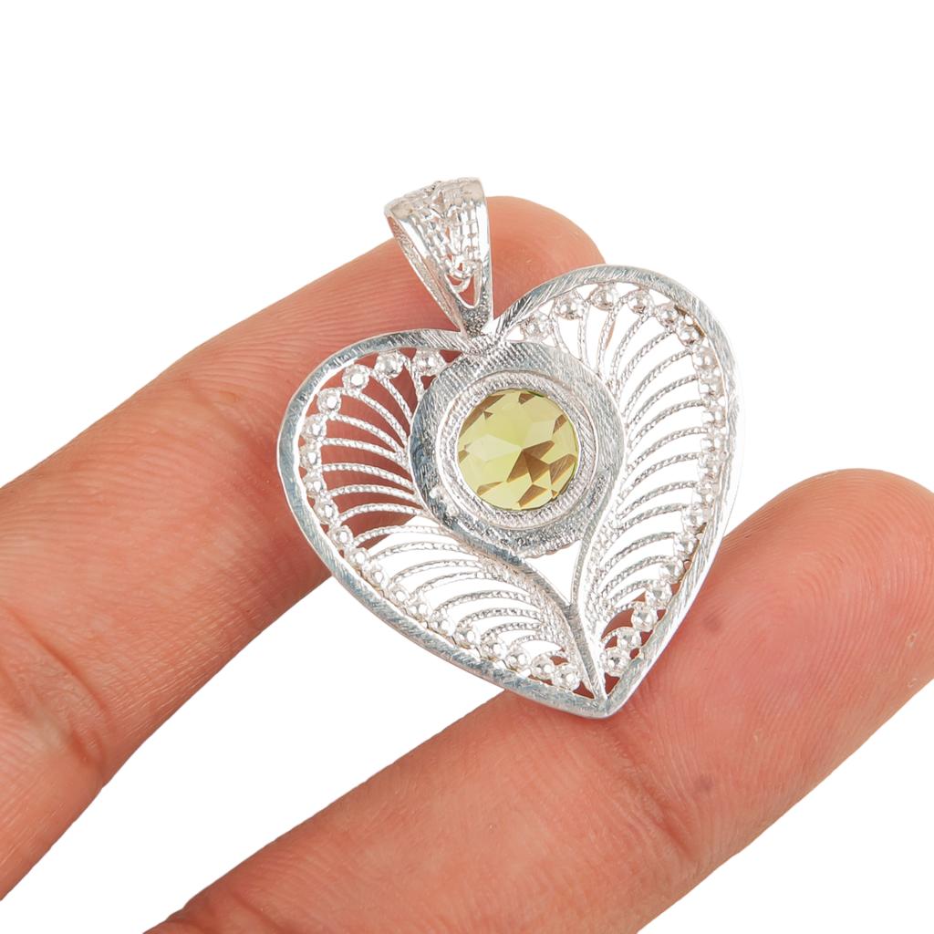 Natural Peridot Gemstone 925 Sterling Silver Jewelry Pendant 1.4" For Women CP-15-3