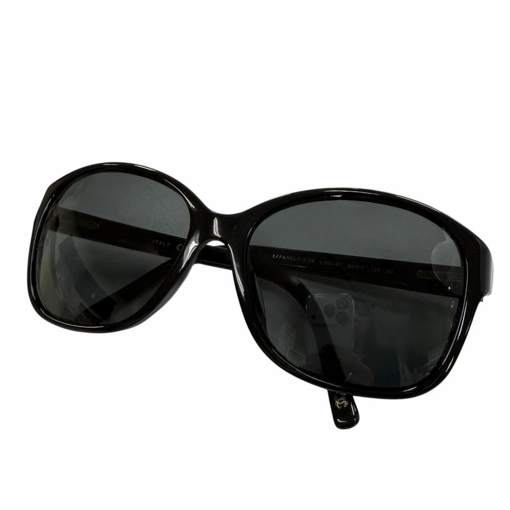 Great CHANEL sunglasses black mens Used