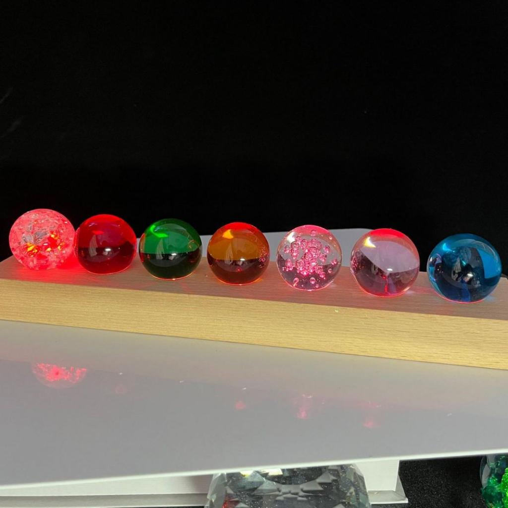 Colorful Crystal Ice Crack Ball Ornament for Fish Tanks and Fountains