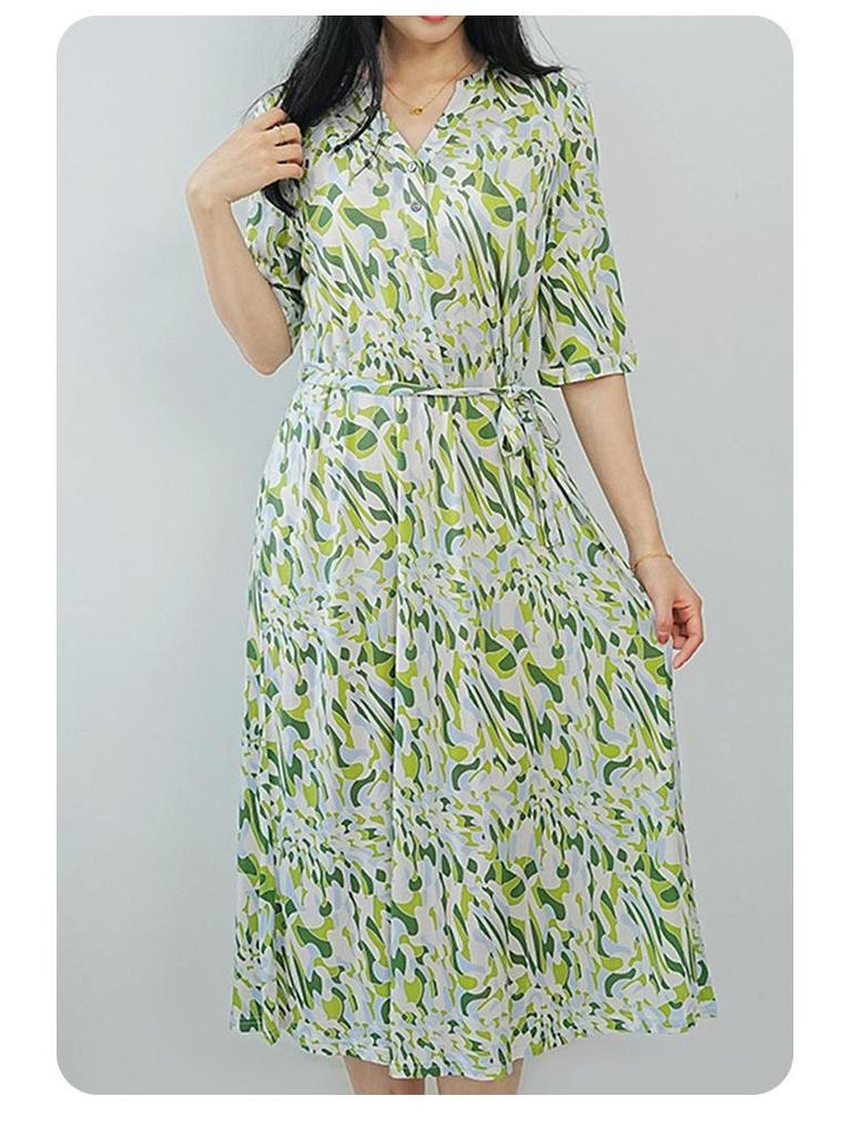 Damska długa sukienka z jedwabiu morwowego z dekoltem w serek – Dopasowana w talii, z rękawem do połowy, Wygodna