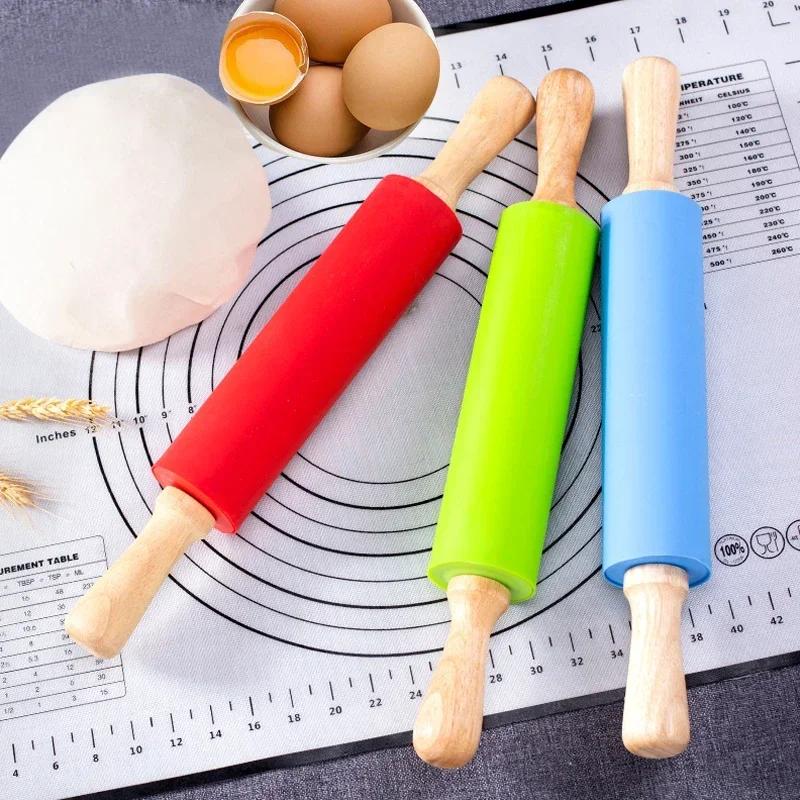 Non-Stick Pastry Dough Flour Roller, Pizza Pasta Roller, Kitchen Pastry Baking Tool with Wooden Handle