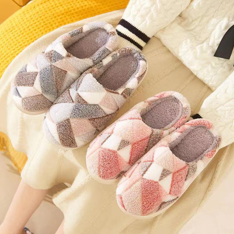 Winter Cotton Drag Women's Indoor Household Warm Fleece Non-slip Color Matching Plush Cotton Shoes Comfortable Home Cotton Slippers