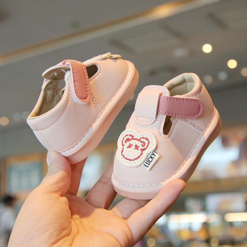 Cartoon Squeaky Soft Sole Baby Shoes with Magic Tape for First Walkers, Non-Slip, for Boys and Girls, Spring & Autumn.