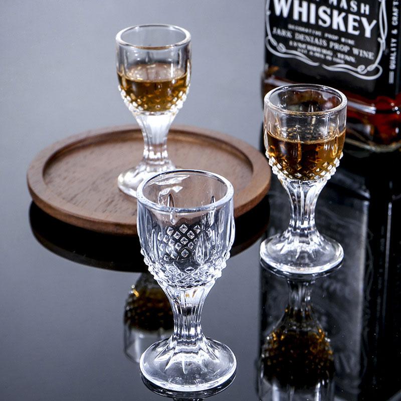 Set da 6 pezzi Squisito Bicchiere da Vino Piccolo Elegante Bicchierino da Shot Calice da Baijiu Festa Trasparente Bicchiere per Distillati Utensili da Vino Bicchieri da Bar