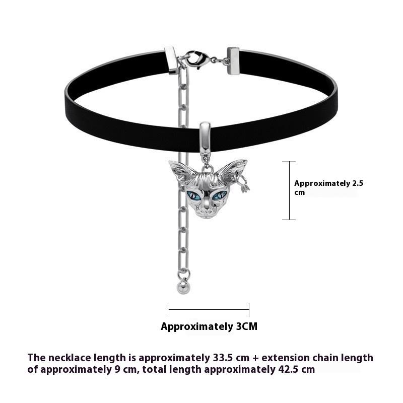 Black Butterfly Collar Women's Versatile Niche High-end Light Luxury Necklace Hip-hop Babes Personalized Pearl Necklace