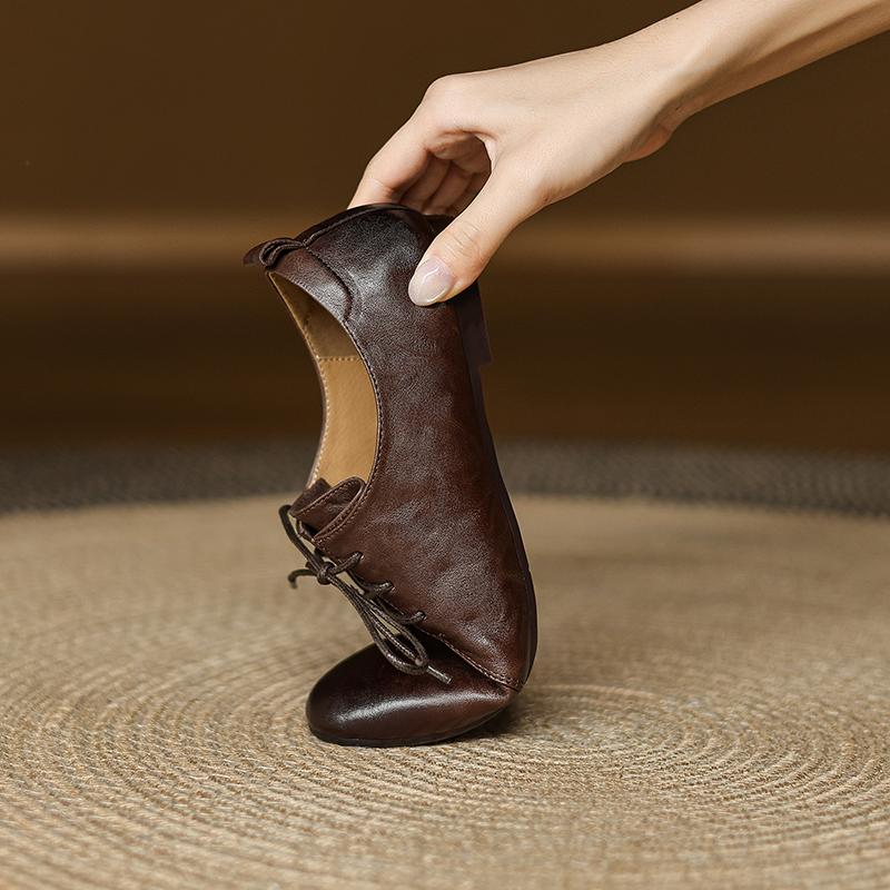 Fashion 2025 New Spring Designs Cow Leather Women Shoes Round Toe 1cm Heel Women Flats Shoes for Women Fashion Loafers Genuine Leather