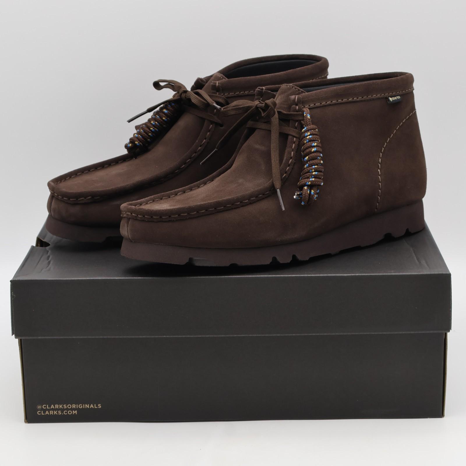 26183075 Clarks Wallabee Boot GORE-TEX Dark Brown Suede (Men s)