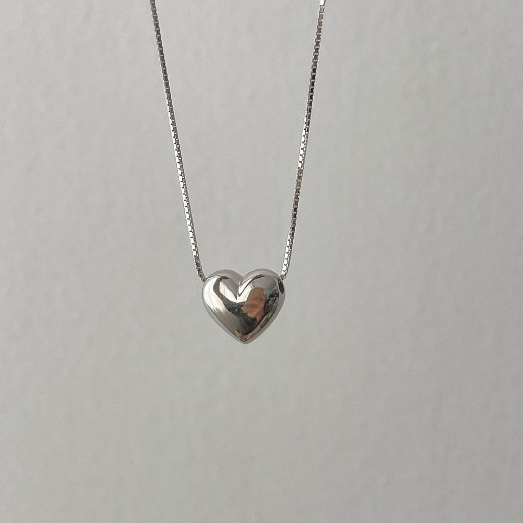 Simple Design S925 Silver High-end Three-dimensional Love Peach Heart Pendant Necklace Light Luxury Temperament Collarbone Chain