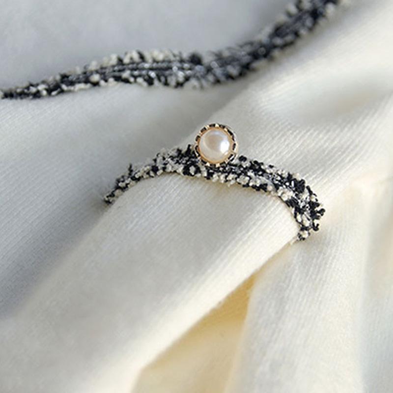 Women Summer Knitted Sweater Thin V-neck Long Sleeve Pearl Beeding Outer Wear Bottoming Shirt Solid Color Black White